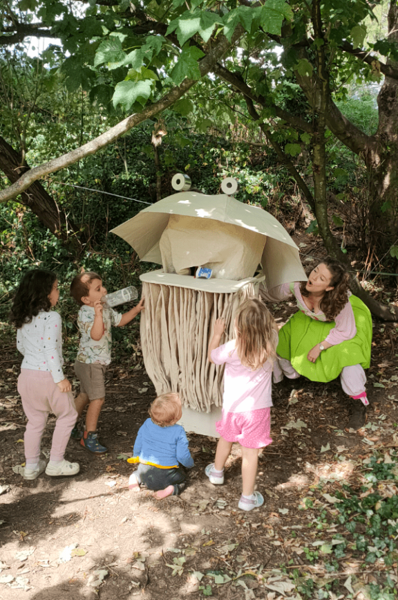 image for FUNGI FRIDA & THE MYCO HEROES / Georgia Taylor
