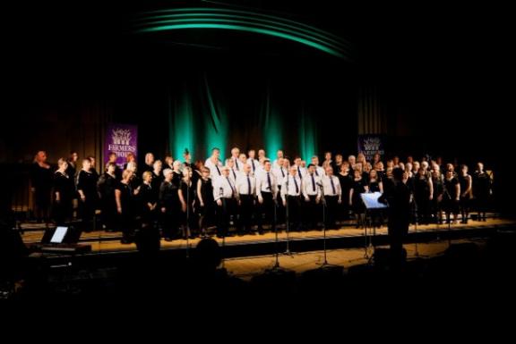 Farmers choir on stage